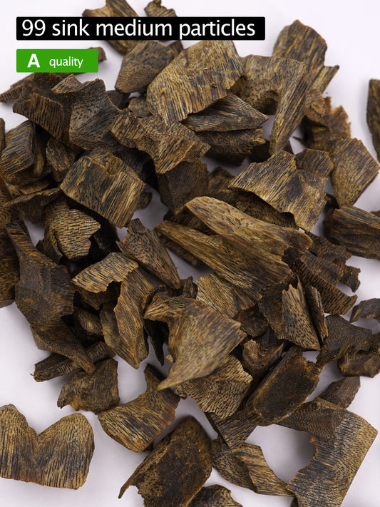 【99 sink medium particles of agarwood】Qinan logs | A quality | Agarwood chips | High oil content | Natural incense | Aromatherapy helps sleep and calms the mind |【EXW】