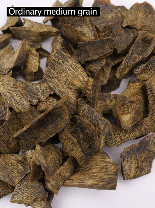 【Ordinary medium grain of agarwood】Qinan raw materials | Agarwood raw materials have high oil content | Rich incense | Remaining fragrance after burning |【EXW】