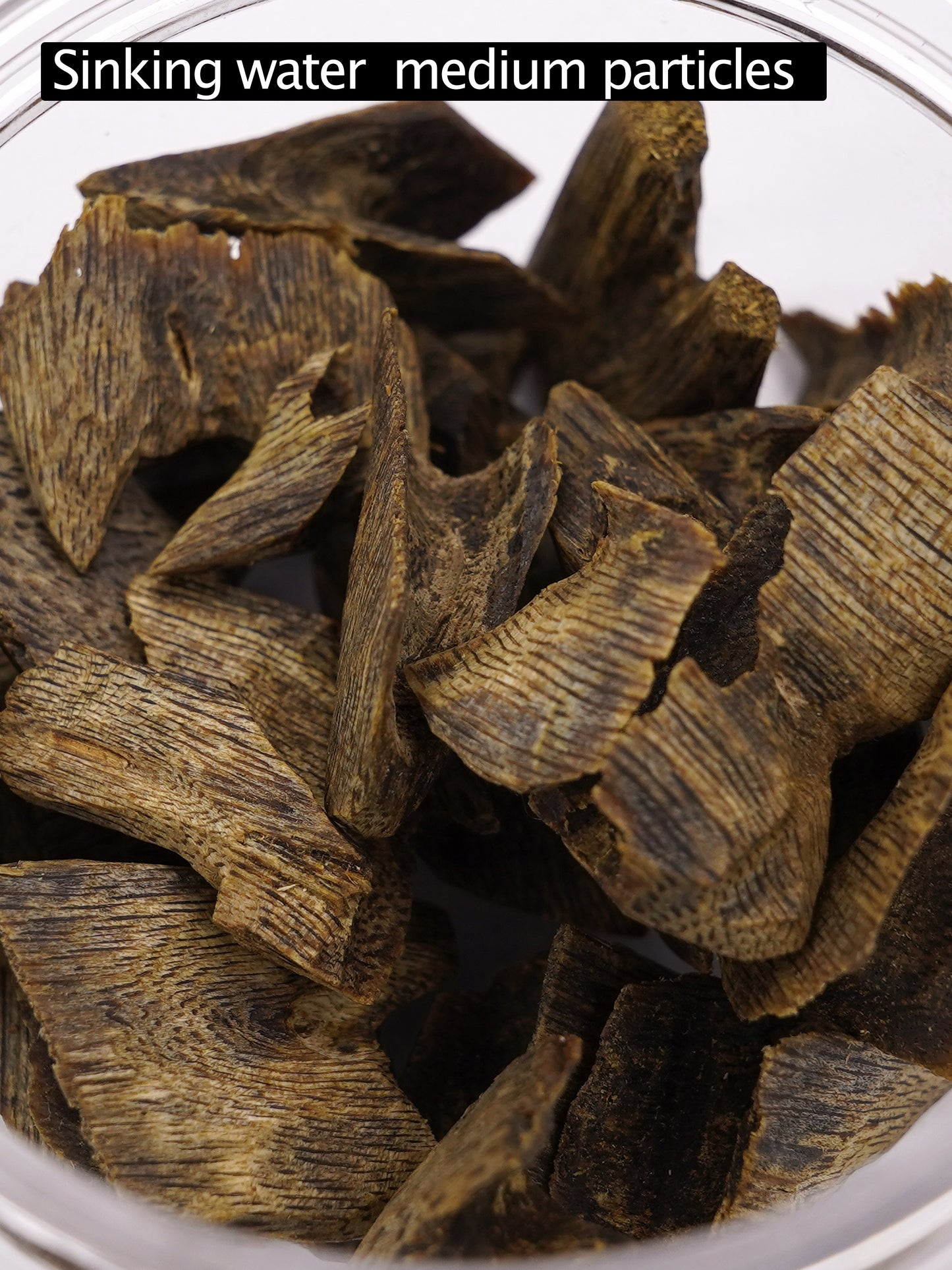 【Sinking water medium particles of agarwood】Agarwood raw material has high oil content | AAA Super quality | Rich incense | Remaining fragrance after burning | Aromatic wood chips | Relaxation and meditation |【EXW】