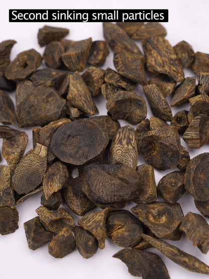 【Second sinking small particles of agarwood】Qinan raw materials | AAAA Super quality | Natural incense made from aged oil and fat | Charcoal fumigation to help sleep and soothe the mind | Aromatic wood chips | Relaxation and meditation |【EXW】